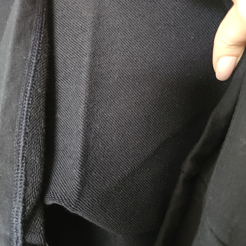 Banana Republic pullover - Picture 4 of 6